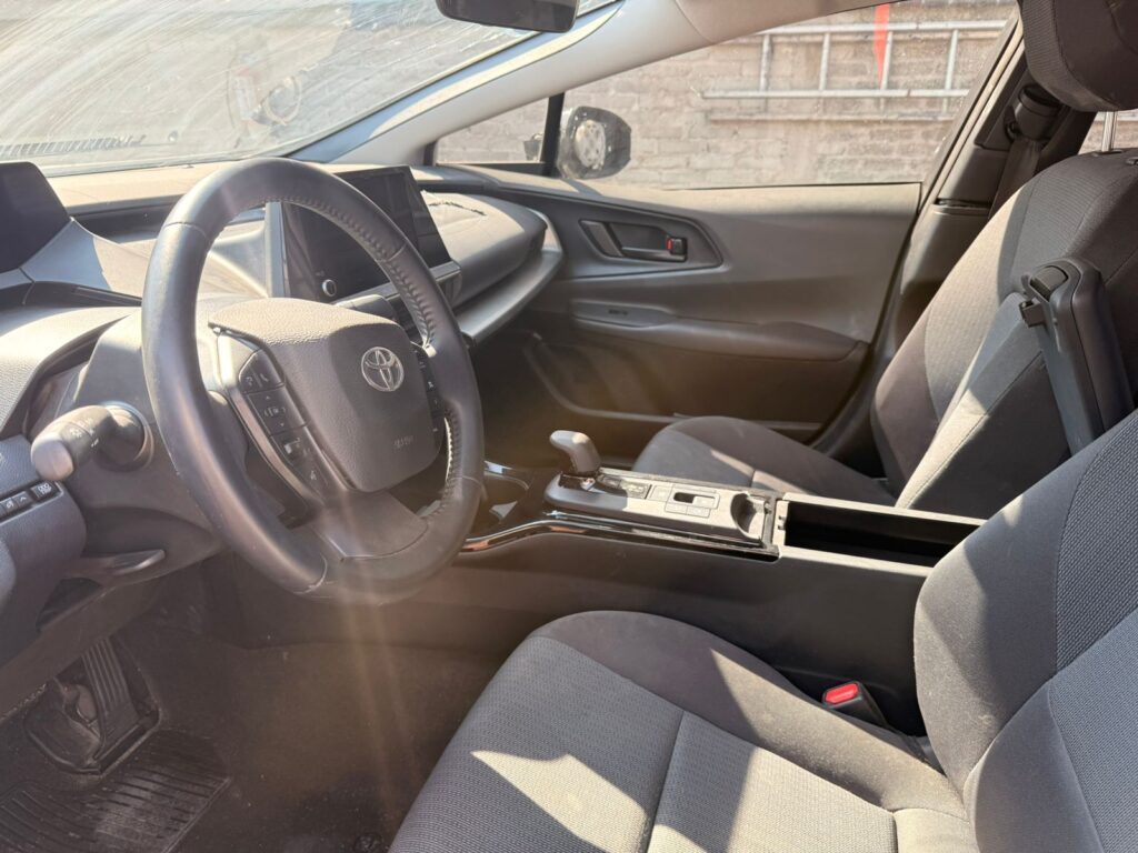 No te arriesgues comprando autos en subastas, tienen vicios ocultos y faltantes. Compra de manera directa con nosotros, todas nuestras unidades encienden y ruedan.