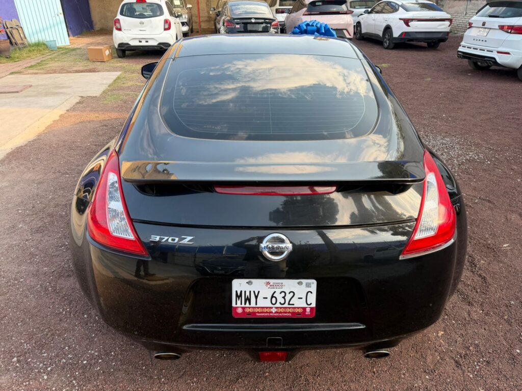 No te arriesgues comprando autos en subastas, tienen vicios ocultos y faltantes. Compra de manera directa con nosotros, todas nuestras unidades encienden y ruedan.