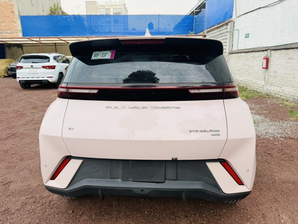 No te arriesgues comprando autos en subastas, tienen vicios ocultos y faltantes. Compra de manera directa con nosotros, todas nuestras unidades encienden y ruedan.