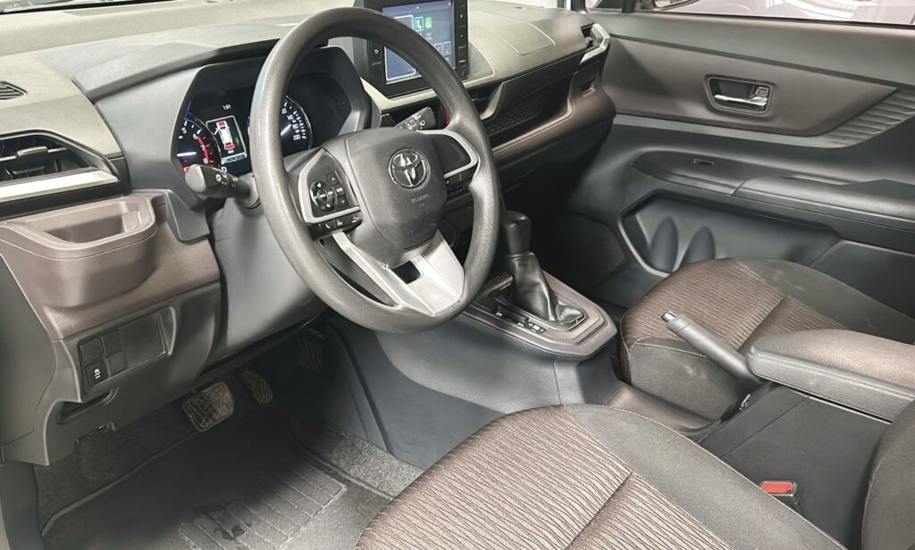 No te arriesgues comprando autos en subastas, tienen vicios ocultos y faltantes. Compra de manera directa con nosotros, todas nuestras unidades encienden y ruedan.