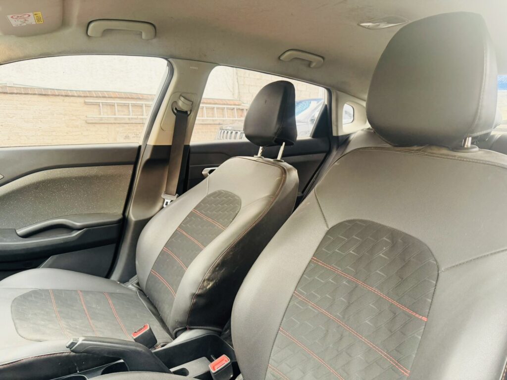 No te arriesgues comprando autos en subastas, tienen vicios ocultos y faltantes. Compra de manera directa con nosotros, todas nuestras unidades encienden y ruedan.