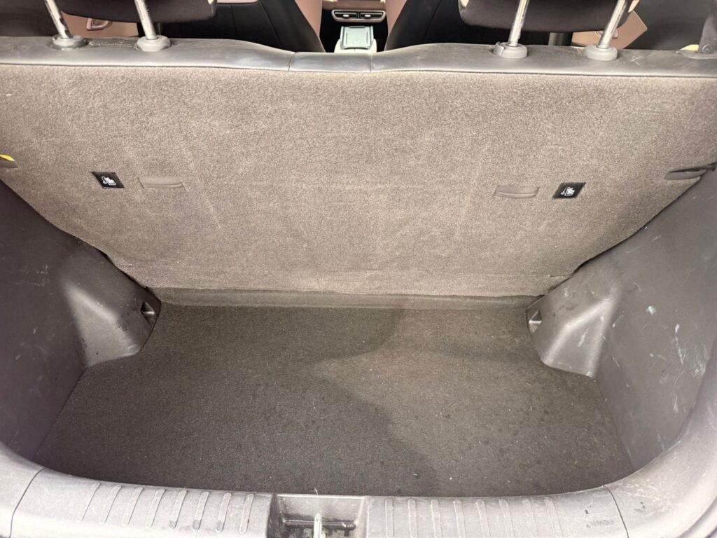 No te arriesgues comprando autos en subastas, tienen vicios ocultos y faltantes. Compra de manera directa con nosotros, todas nuestras unidades encienden y ruedan.