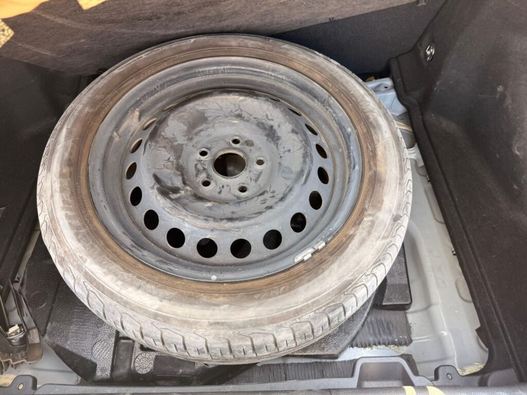 No te arriesgues comprando autos en subastas, tienen vicios ocultos y faltantes. Compra de manera directa con nosotros, todas nuestras unidades encienden y ruedan.