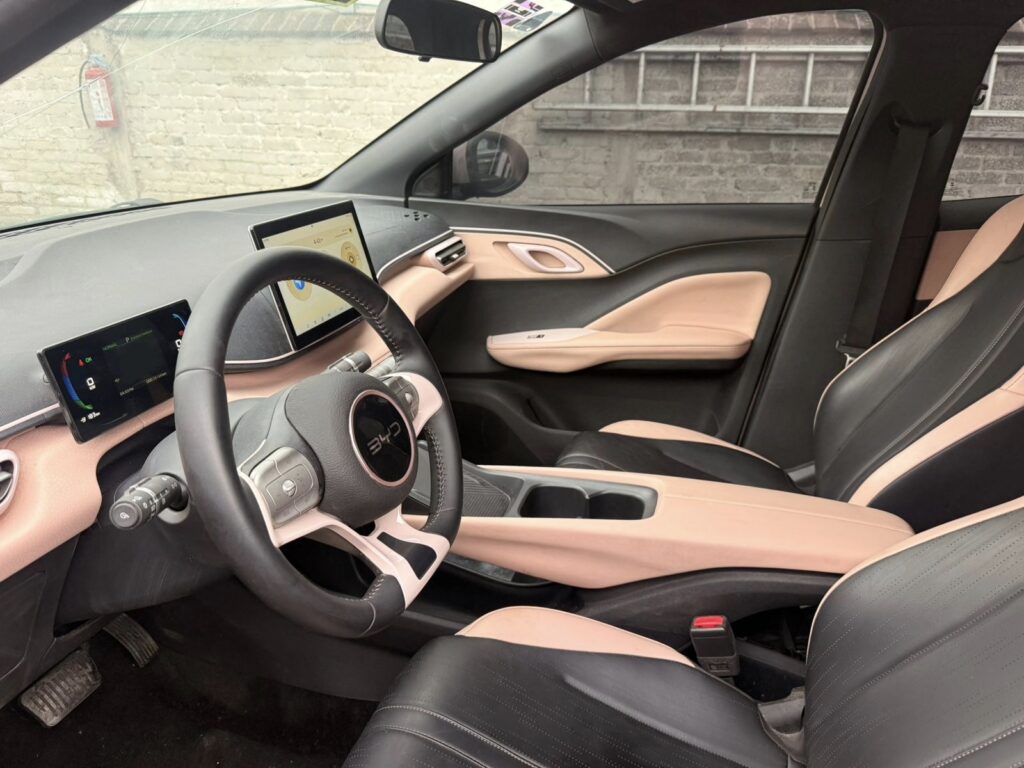 No te arriesgues comprando autos en subastas, tienen vicios ocultos y faltantes. Compra de manera directa con nosotros, todas nuestras unidades encienden y ruedan.