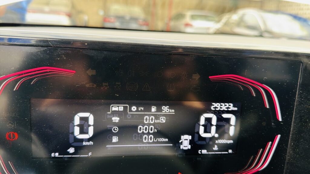 No te arriesgues comprando autos en subastas, tienen vicios ocultos y faltantes. Compra de manera directa con nosotros, todas nuestras unidades encienden y ruedan.