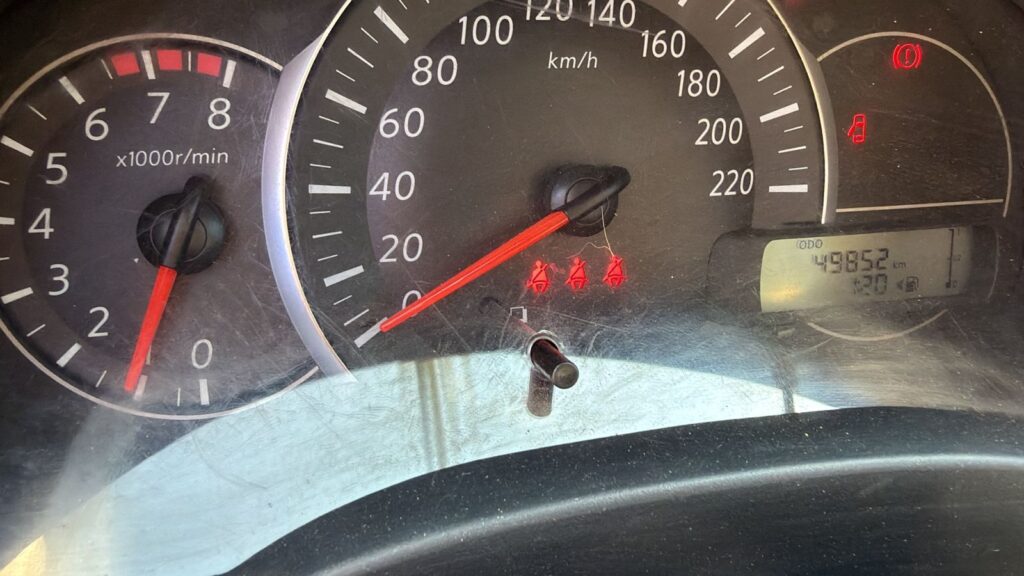 No te arriesgues comprando autos en subastas, tienen vicios ocultos y faltantes. Compra de manera directa con nosotros, todas nuestras unidades encienden y ruedan.