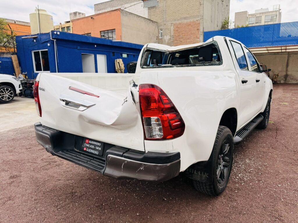 No te arriesgues comprando autos en subastas, tienen vicios ocultos y faltantes. Compra de manera directa con nosotros, todas nuestras unidades encienden y ruedan.