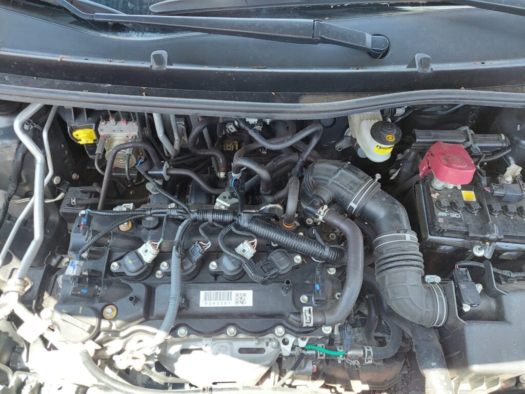No te arriesgues comprando autos en subastas, tienen vicios ocultos y faltantes. Compra de manera directa con nosotros, todas nuestras unidades encienden y ruedan.