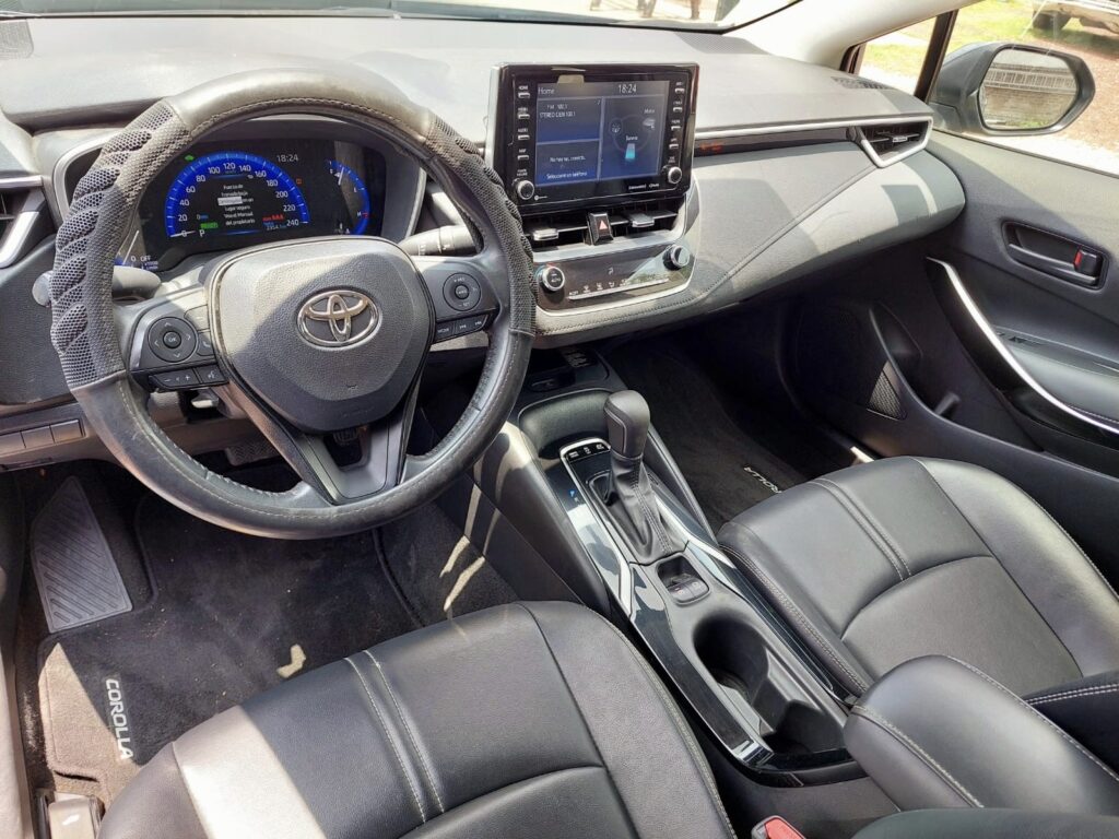 No te arriesgues comprando autos en subastas, tienen vicios ocultos y faltantes. Compra de manera directa con nosotros, todas nuestras unidades encienden y ruedan.