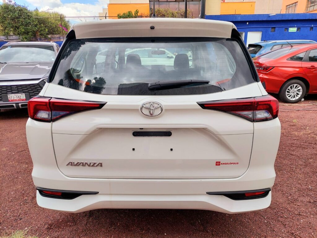 No te arriesgues comprando autos en subastas, tienen vicios ocultos y faltantes. Compra de manera directa con nosotros, todas nuestras unidades encienden y ruedan.