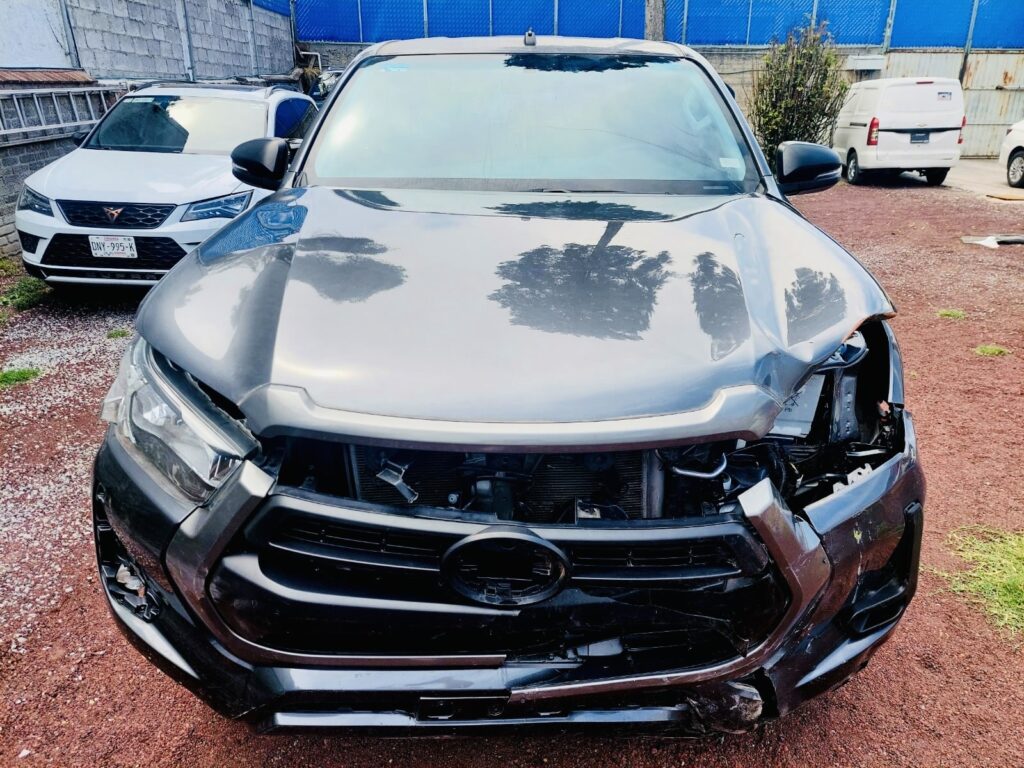 No te arriesgues comprando autos en subastas, tienen vicios ocultos y faltantes. Compra de manera directa con nosotros, todas nuestras unidades encienden y ruedan.