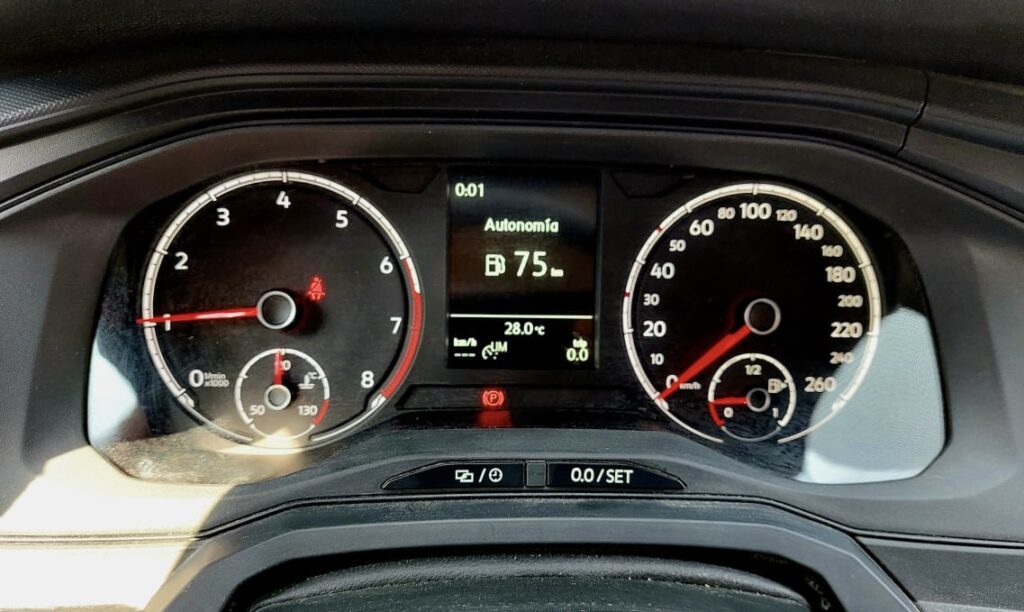 No te arriesgues comprando autos en subastas, tienen vicios ocultos y faltantes. Compra de manera directa con nosotros, todas nuestras unidades encienden y ruedan.