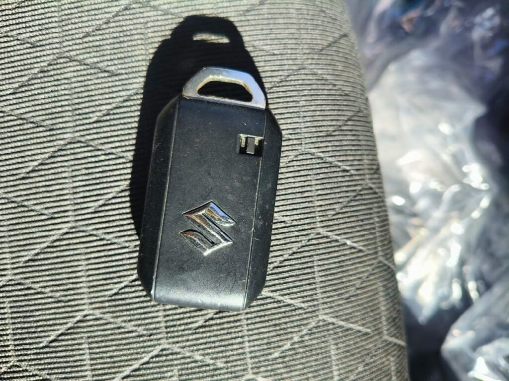 No te arriesgues comprando autos en subastas, tienen vicios ocultos y faltantes. Compra de manera directa con nosotros, todas nuestras unidades encienden y ruedan.