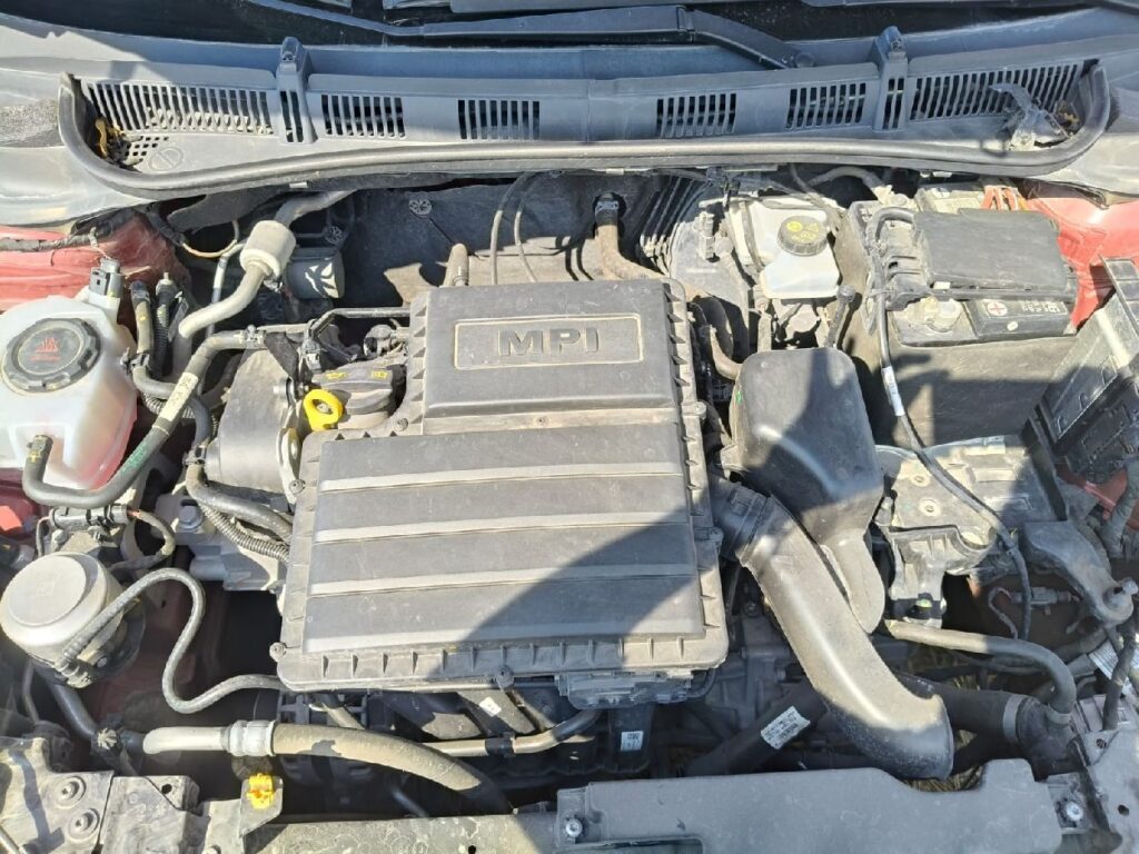 No te arriesgues comprando autos en subastas, tienen vicios ocultos y faltantes. Compra de manera directa con nosotros, todas nuestras unidades encienden y ruedan.
