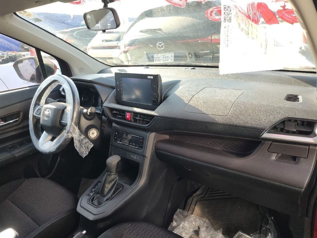 No te arriesgues comprando autos en subastas, tienen vicios ocultos y faltantes. Compra de manera directa con nosotros, todas nuestras unidades encienden y ruedan.
