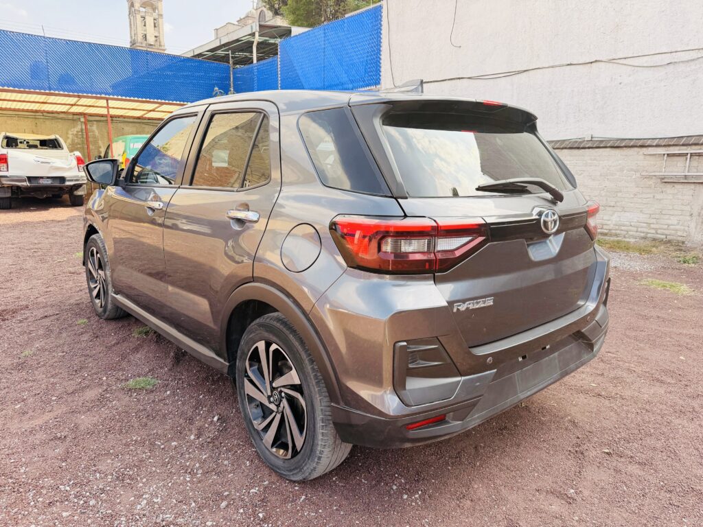 No te arriesgues comprando autos en subastas, tienen vicios ocultos y faltantes. Compra de manera directa con nosotros, todas nuestras unidades encienden y ruedan.