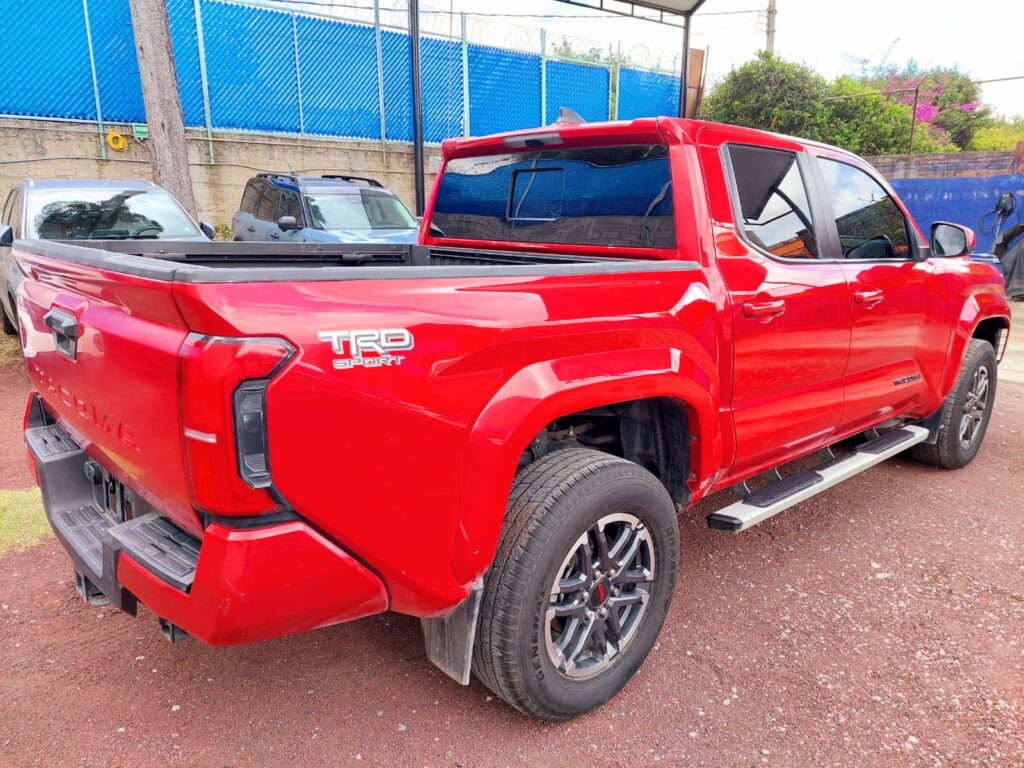 No te arriesgues comprando autos en subastas, tienen vicios ocultos y faltantes. Compra de manera directa con nosotros, todas nuestras unidades encienden y ruedan.