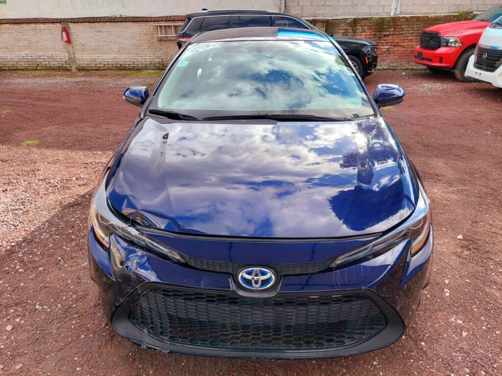 No te arriesgues comprando autos en subastas, tienen vicios ocultos y faltantes. Compra de manera directa con nosotros, todas nuestras unidades encienden y ruedan.