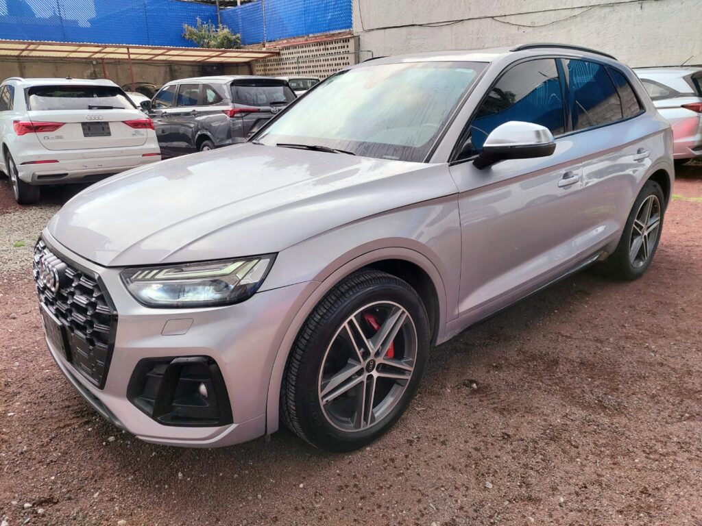 No te arriesgues comprando autos en subastas, tienen vicios ocultos y faltantes. Compra de manera directa con nosotros, todas nuestras unidades encienden y ruedan.