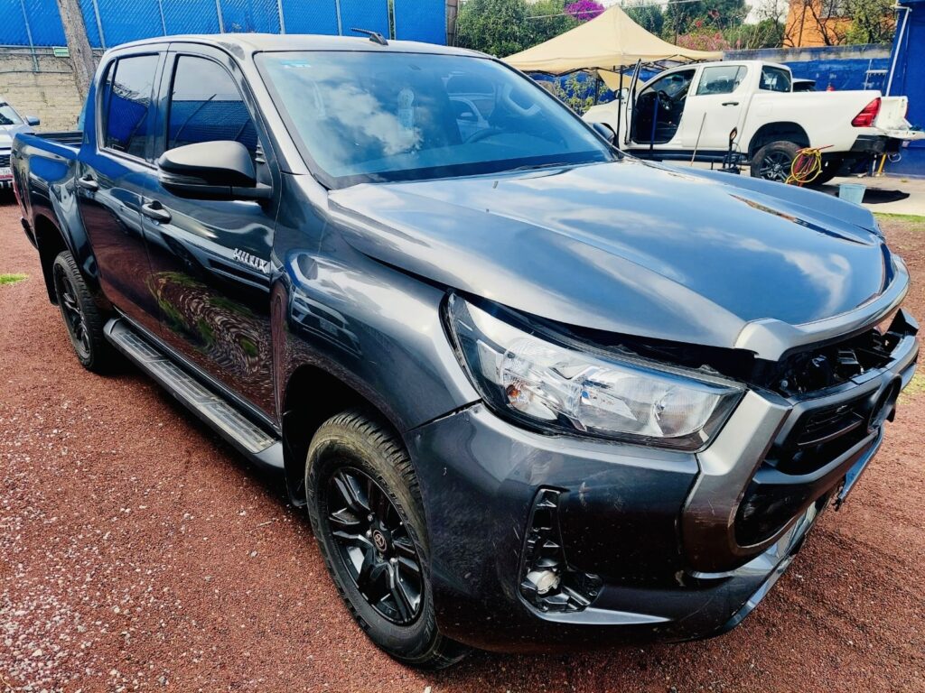 No te arriesgues comprando autos en subastas, tienen vicios ocultos y faltantes. Compra de manera directa con nosotros, todas nuestras unidades encienden y ruedan.