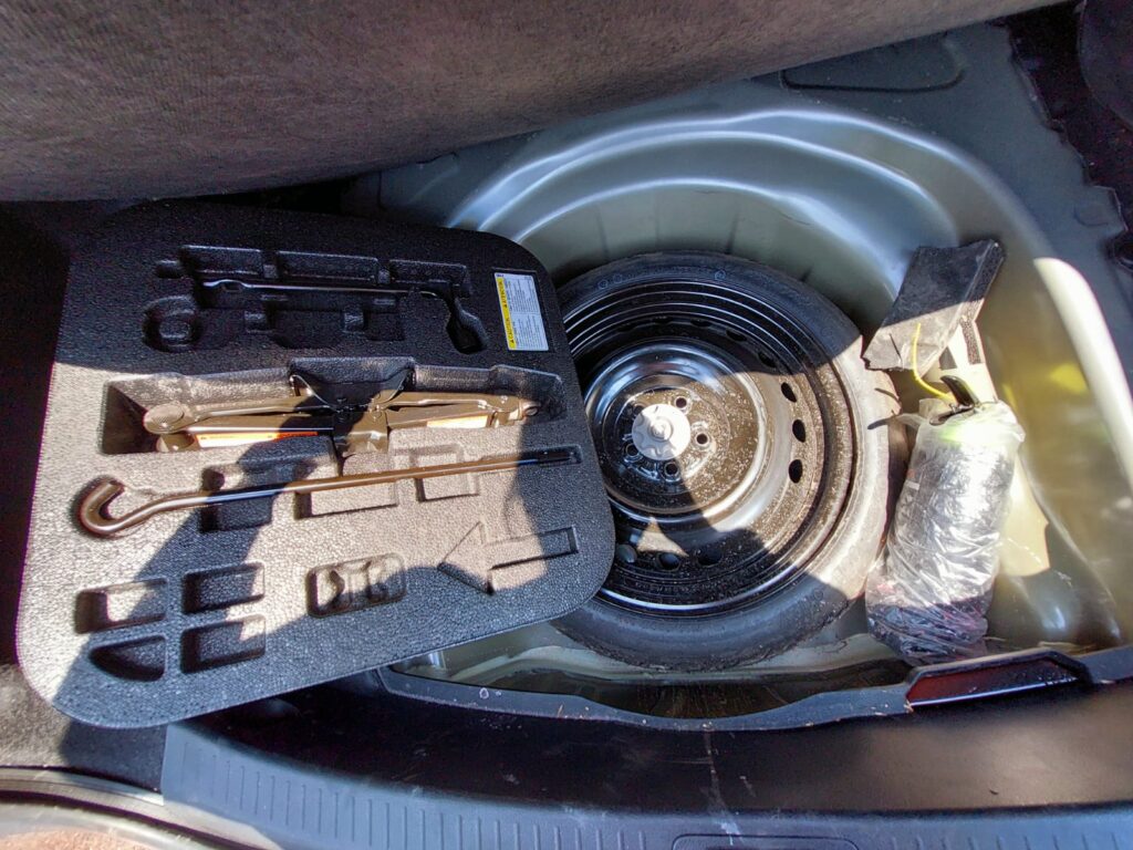 No te arriesgues comprando autos en subastas, tienen vicios ocultos y faltantes. Compra de manera directa con nosotros, todas nuestras unidades encienden y ruedan.