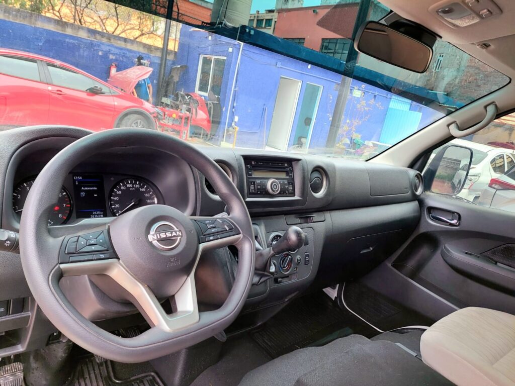 No te arriesgues comprando autos en subastas, tienen vicios ocultos y faltantes. Compra de manera directa con nosotros, todas nuestras unidades encienden y ruedan.