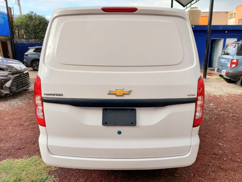 No te arriesgues comprando autos en subastas, tienen vicios ocultos y faltantes. Compra de manera directa con nosotros, todas nuestras unidades encienden y ruedan.