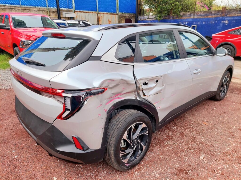 No te arriesgues comprando autos en subastas, tienen vicios ocultos y faltantes. Compra de manera directa con nosotros, todas nuestras unidades encienden y ruedan.