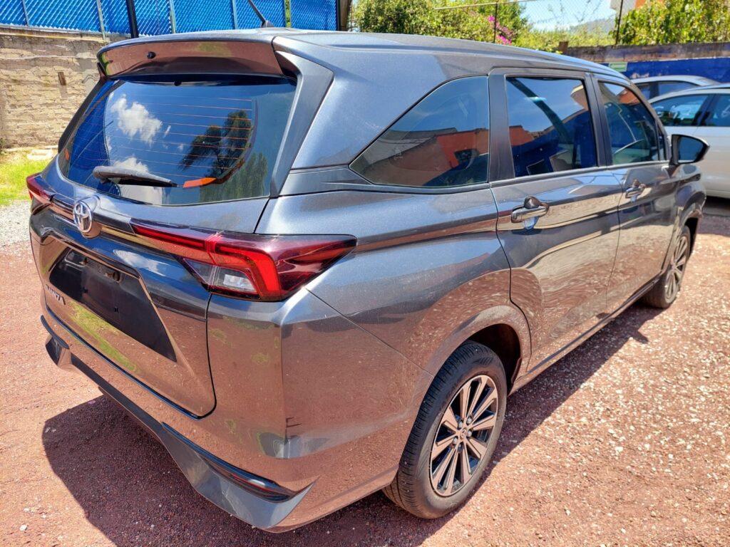 No te arriesgues comprando autos en subastas, tienen vicios ocultos y faltantes. Compra de manera directa con nosotros, todas nuestras unidades encienden y ruedan.