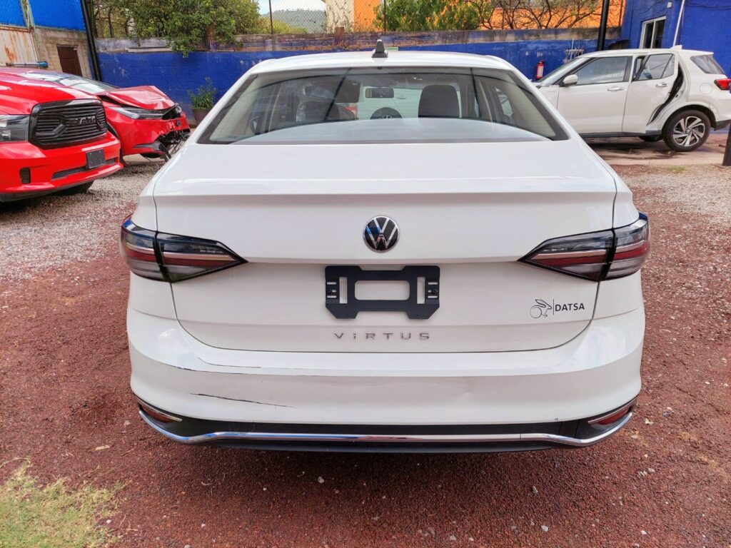 No te arriesgues comprando autos en subastas, tienen vicios ocultos y faltantes. Compra de manera directa con nosotros, todas nuestras unidades encienden y ruedan.