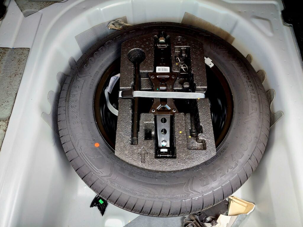 No te arriesgues comprando autos en subastas, tienen vicios ocultos y faltantes. Compra de manera directa con nosotros, todas nuestras unidades encienden y ruedan.