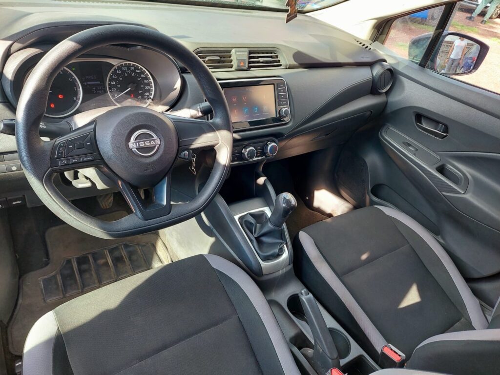 No te arriesgues comprando autos en subastas, tienen vicios ocultos y faltantes. Compra de manera directa con nosotros, todas nuestras unidades encienden y ruedan.