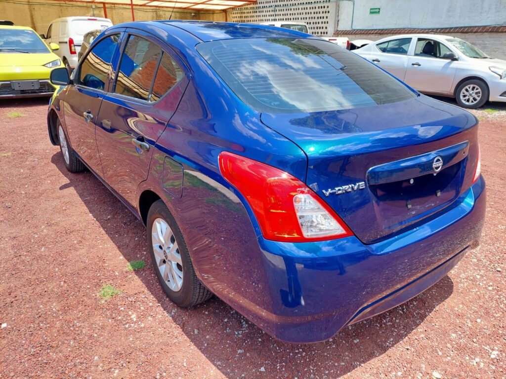 No te arriesgues comprando autos en subastas, tienen vicios ocultos y faltantes. Compra de manera directa con nosotros, todas nuestras unidades encienden y ruedan.