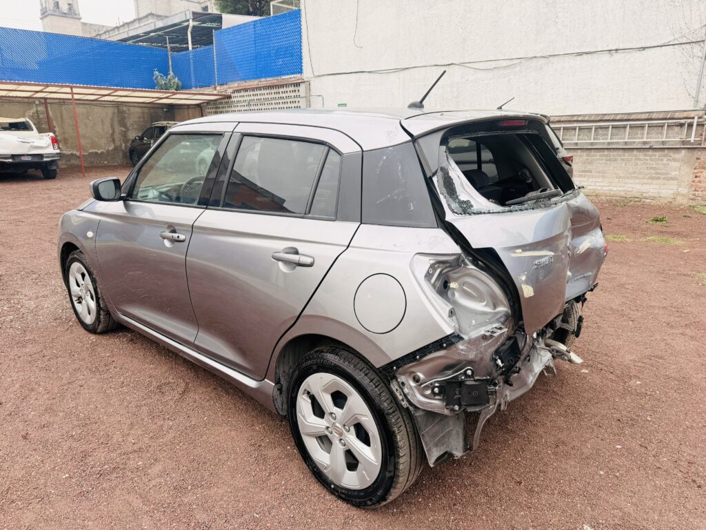 No te arriesgues comprando autos en subastas, tienen vicios ocultos y faltantes. Compra de manera directa con nosotros, todas nuestras unidades encienden y ruedan.