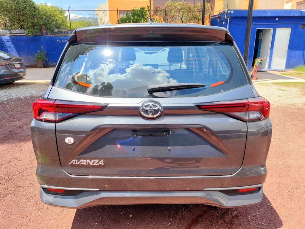 No te arriesgues comprando autos en subastas, tienen vicios ocultos y faltantes. Compra de manera directa con nosotros, todas nuestras unidades encienden y ruedan.