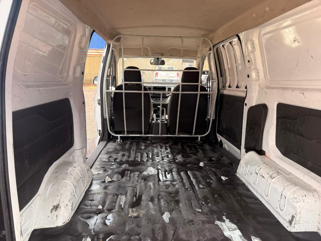 No te arriesgues comprando autos en subastas, tienen vicios ocultos y faltantes. Compra de manera directa con nosotros, todas nuestras unidades encienden y ruedan.