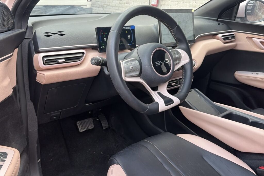 No te arriesgues comprando autos en subastas, tienen vicios ocultos y faltantes. Compra de manera directa con nosotros, todas nuestras unidades encienden y ruedan.