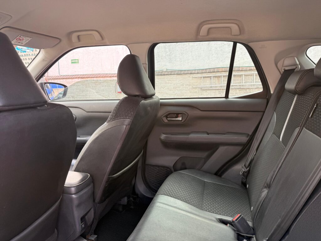 No te arriesgues comprando autos en subastas, tienen vicios ocultos y faltantes. Compra de manera directa con nosotros, todas nuestras unidades encienden y ruedan.