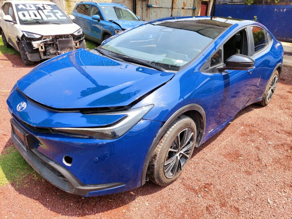 No te arriesgues comprando autos en subastas, tienen vicios ocultos y faltantes. Compra de manera directa con nosotros, todas nuestras unidades encienden y ruedan.