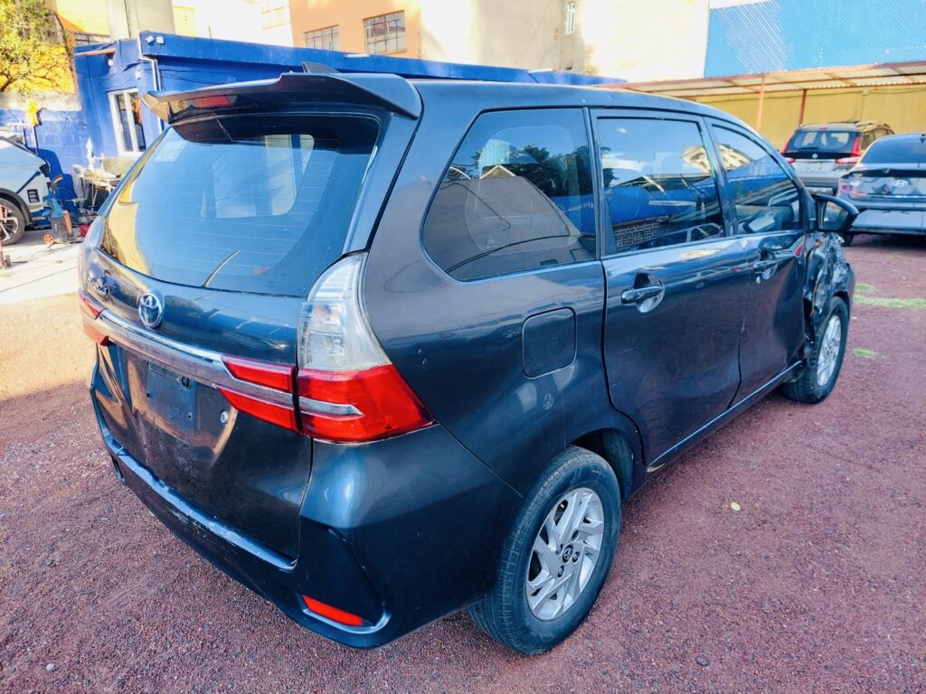 No te arriesgues comprando autos en subastas, tienen vicios ocultos y faltantes. Compra de manera directa con nosotros, todas nuestras unidades encienden y ruedan.