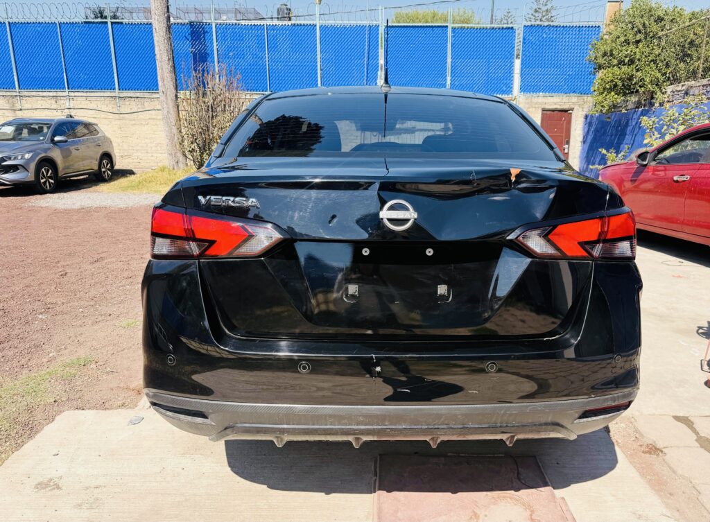 No te arriesgues comprando autos en subastas, tienen vicios ocultos y faltantes. Compra de manera directa con nosotros, todas nuestras unidades encienden y ruedan.