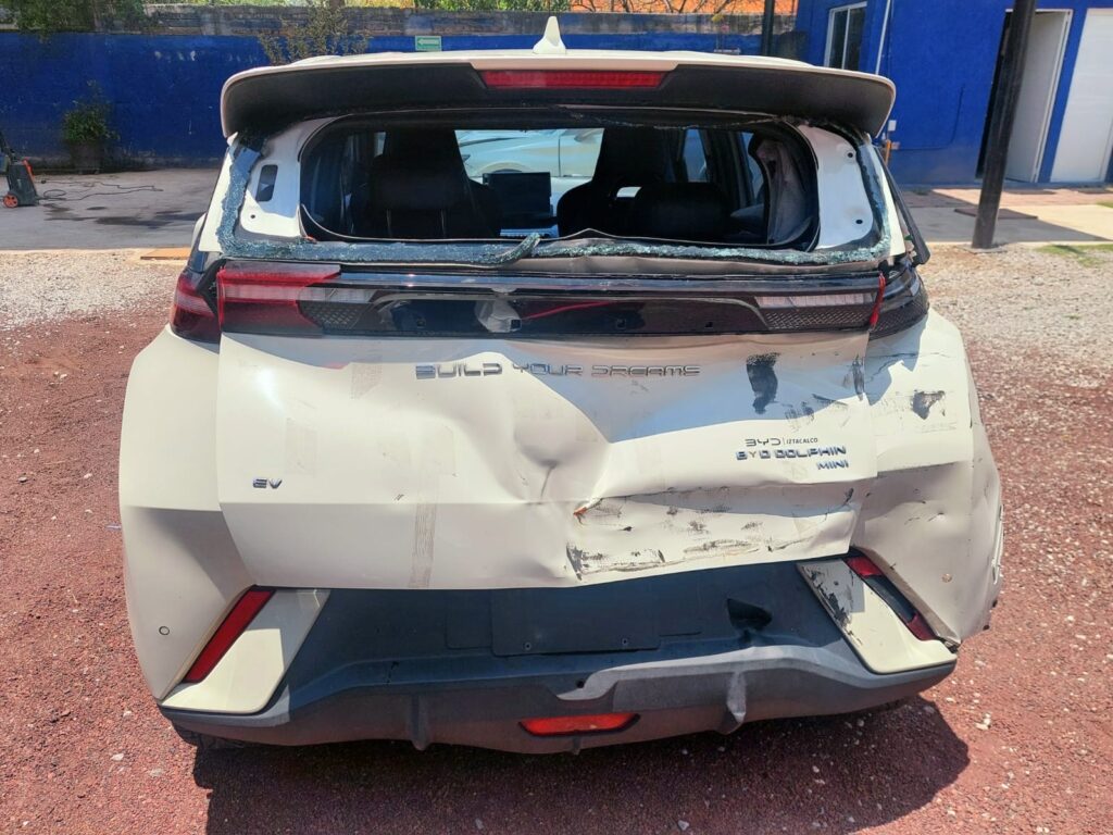 No te arriesgues comprando autos en subastas, tienen vicios ocultos y faltantes. Compra de manera directa con nosotros, todas nuestras unidades encienden y ruedan.
