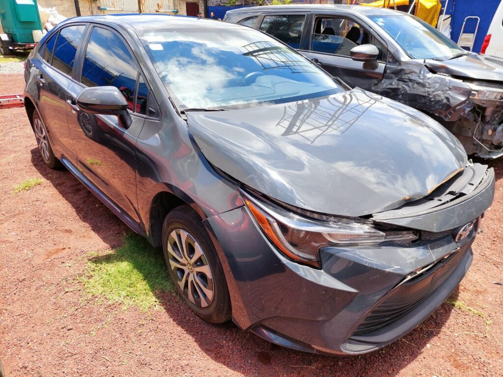 No te arriesgues comprando autos en subastas, tienen vicios ocultos y faltantes. Compra de manera directa con nosotros, todas nuestras unidades encienden y ruedan.