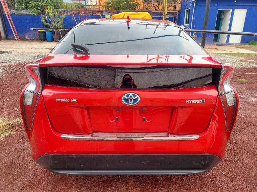No te arriesgues comprando autos en subastas, tienen vicios ocultos y faltantes. Compra de manera directa con nosotros, todas nuestras unidades encienden y ruedan.