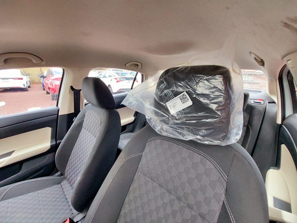 No te arriesgues comprando autos en subastas, tienen vicios ocultos y faltantes. Compra de manera directa con nosotros, todas nuestras unidades encienden y ruedan.