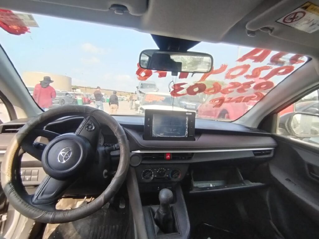 No te arriesgues comprando autos en subastas, tienen vicios ocultos y faltantes. Compra de manera directa con nosotros, todas nuestras unidades encienden y ruedan.