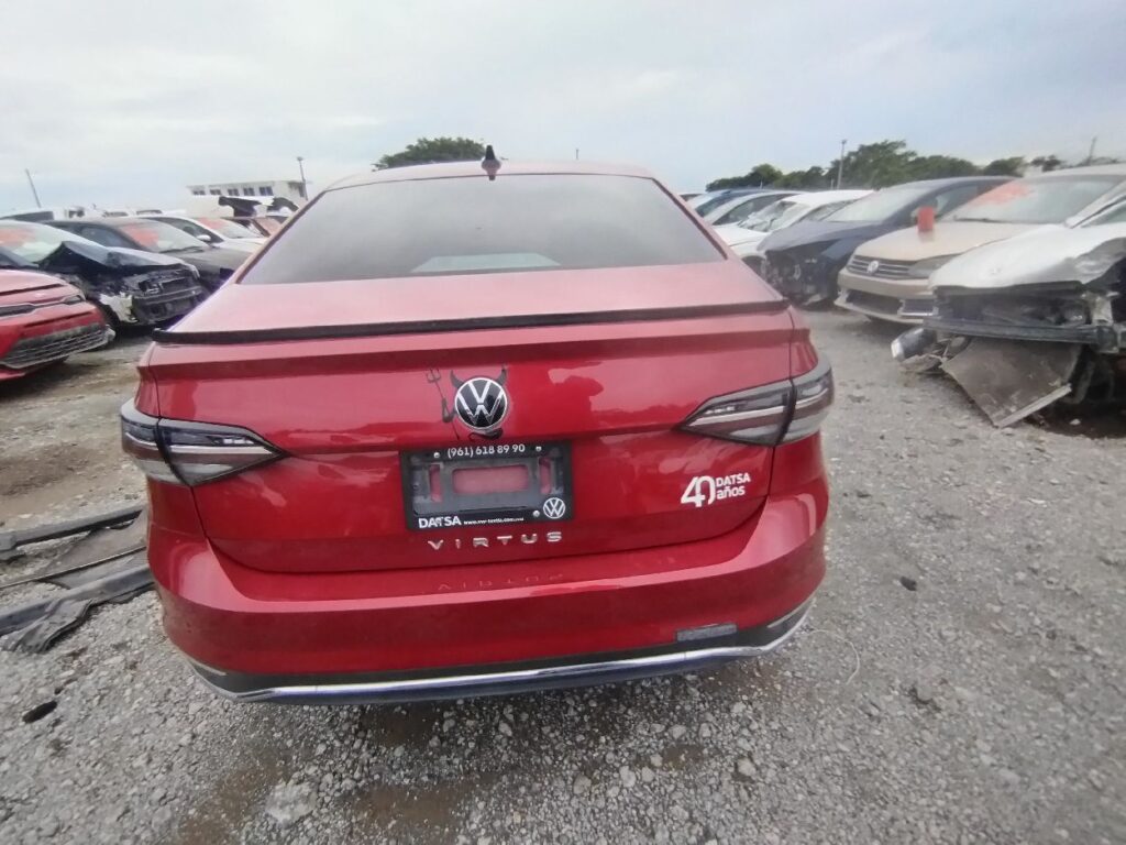 No te arriesgues comprando autos en subastas, tienen vicios ocultos y faltantes. Compra de manera directa con nosotros, todas nuestras unidades encienden y ruedan.