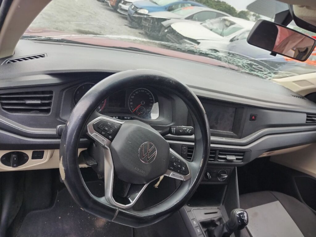 No te arriesgues comprando autos en subastas, tienen vicios ocultos y faltantes. Compra de manera directa con nosotros, todas nuestras unidades encienden y ruedan.