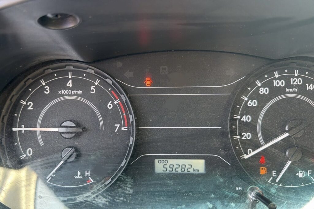 No te arriesgues comprando autos en subastas, tienen vicios ocultos y faltantes. Compra de manera directa con nosotros, todas nuestras unidades encienden y ruedan.