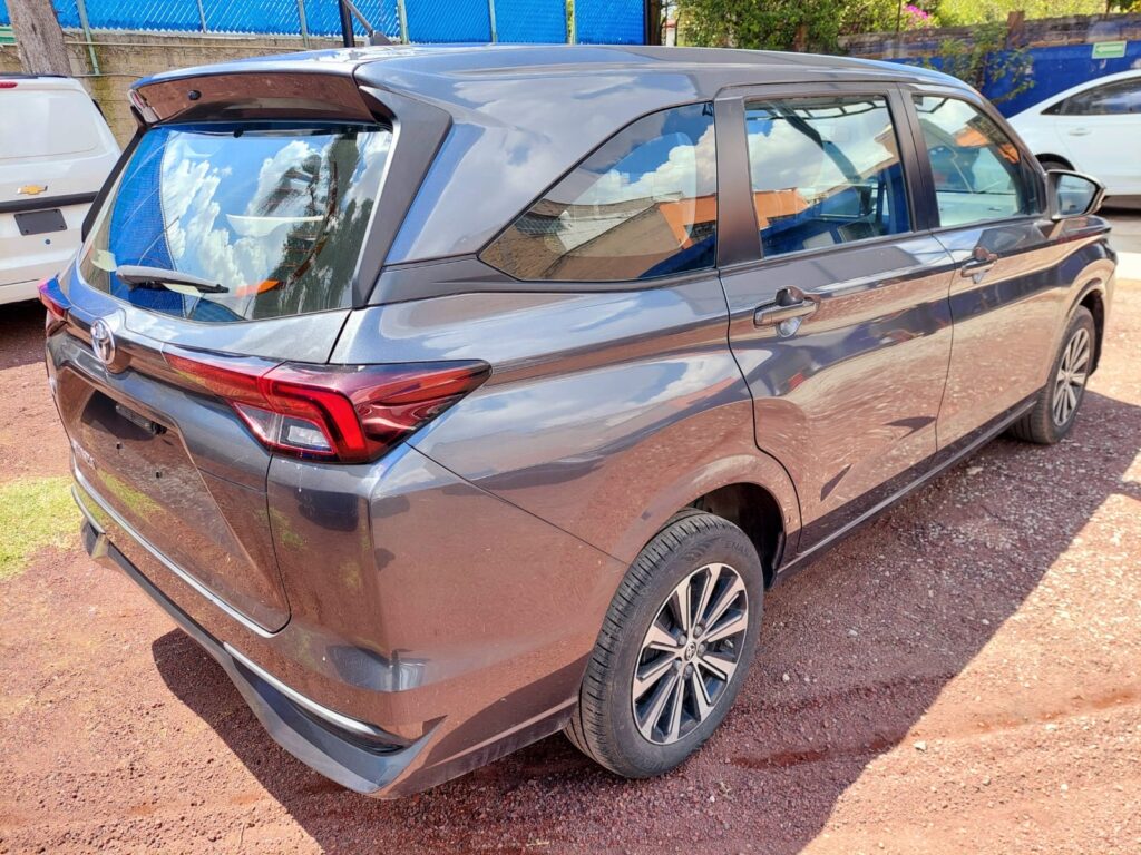 No te arriesgues comprando autos en subastas, tienen vicios ocultos y faltantes. Compra de manera directa con nosotros, todas nuestras unidades encienden y ruedan.